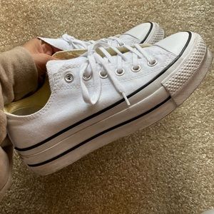Women’s Platform Converse